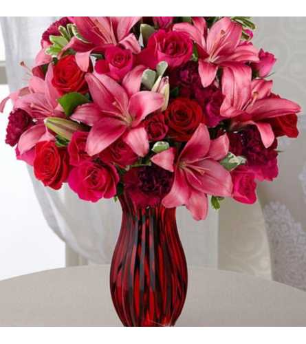 Lasting Love Romance. An arrangement by Avenue Flowers and Gifts.