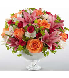 Vera Wang Simple. An arrangement by Avenue Flowers and Gifts.
