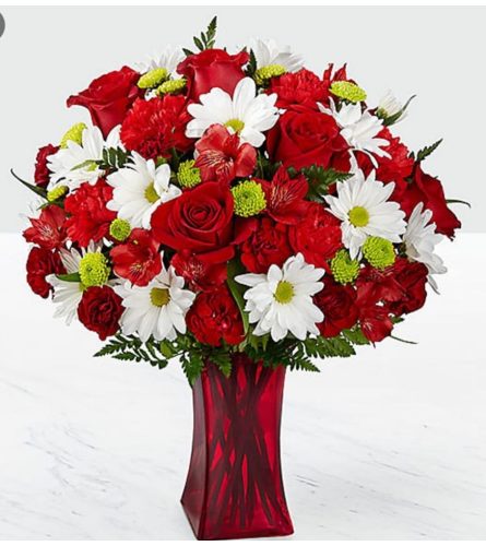 Ruby's. An arrangement by Avenue Flowers and Gifts.