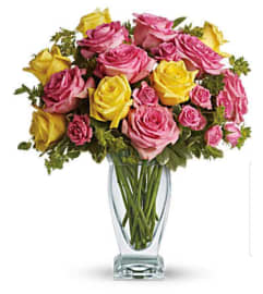 Divine Day. An arrangement by Avenue Flowers and Gifts.