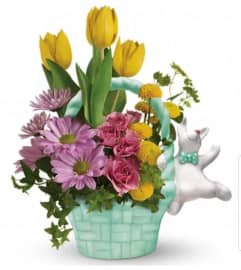 Happy Bunny. An arrangement by Avenue Flowers and Gifts.