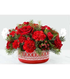 A Cozy Christmas. An arrangement by Avenue Flowers and Gifts.
