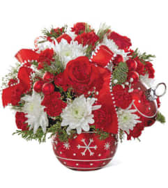 A Snowflake Ornament. An arrangement by Avenue Flowers and Gifts.