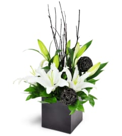Sensational Grace™. An arrangement by Avenue Flowers and Gifts.