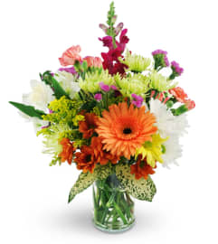 Midsummer Night's Dream. An arrangement by Avenue Flowers and Gifts.