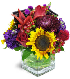 Market Fresh Blooms™. An arrangement by Avenue Flowers and Gifts.