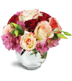 Sweet Smile™. An arrangement by Avenue Flowers and Gifts.