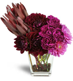 Modern Romance™. An arrangement by Avenue Flowers and Gifts.